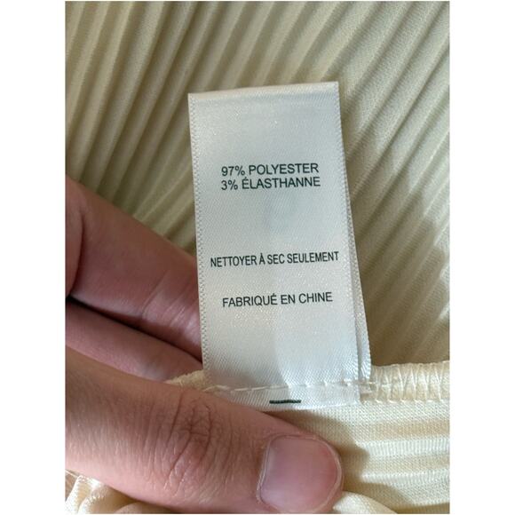 Astr the Label pleated sleeveless dress cream size Medium M - Picture 5 of 7